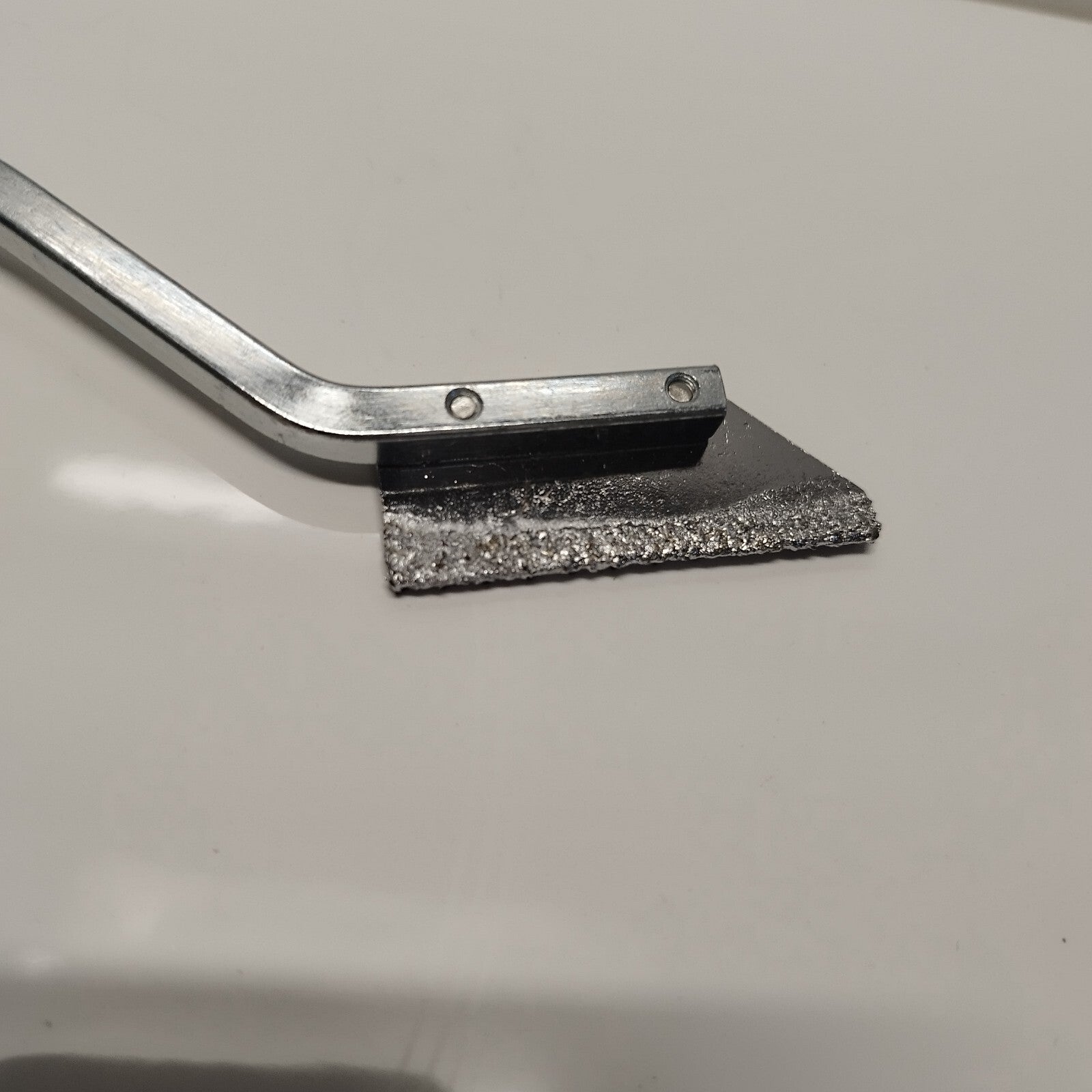 Fugenkratzer, Fugenschaber, Fugenentferner,Fliesenfugenreiniger inkl. 2 Klingen