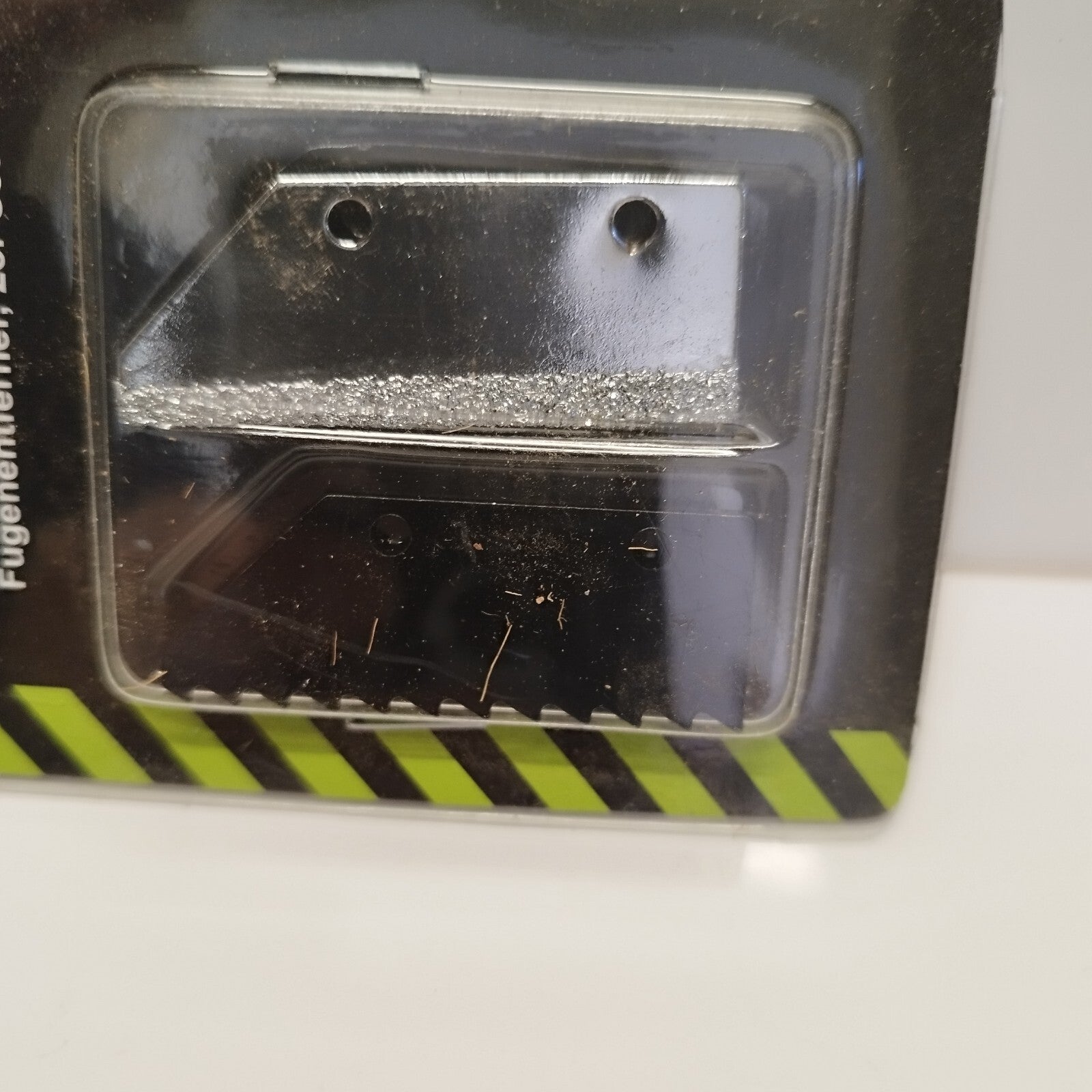 Fugenkratzer, Fugenschaber, Fugenentferner,Fliesenfugenreiniger inkl. 2 Klingen